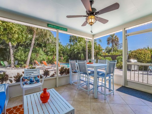 Anna Maria Private Home With Pool 5 min walk to the Beach