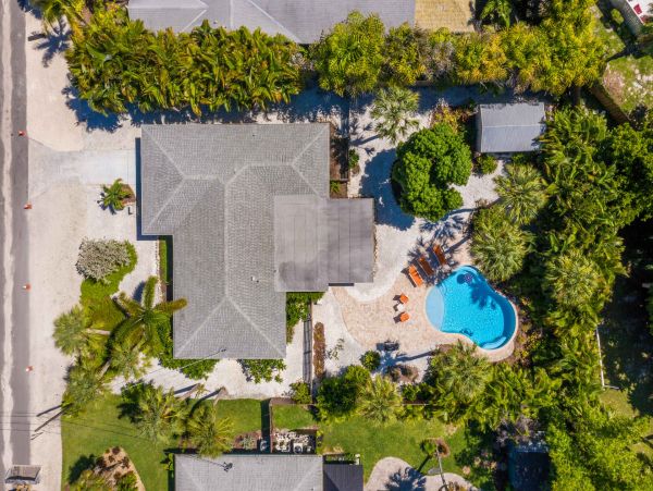 Anna Maria Private Home With Pool 5 min walk to the Beach