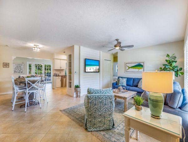 Anna Maria Private Home With Pool 5 min walk to the Beach