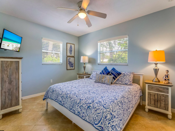 Anna Maria Private Home With Pool 5 min walk to the Beach