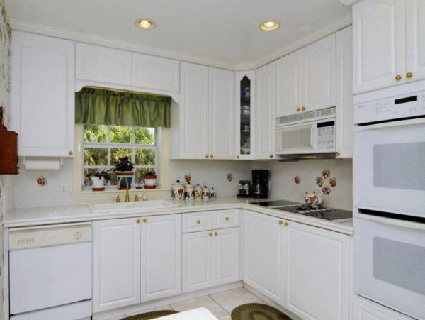 Three Bedroom Private Home Just Steps to Beautiful Beach