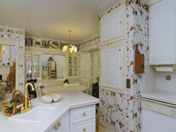 Three Bedroom Private Home Just Steps to Beautiful Beach