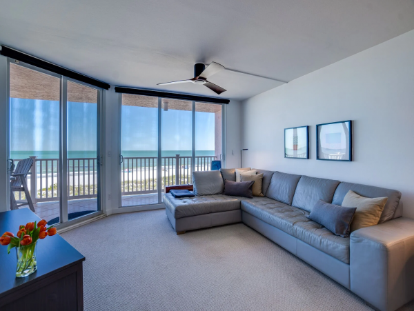 Bradenton Beach Vacation Rental | Gulf Front 2-Bedroom Beachfront Condo
