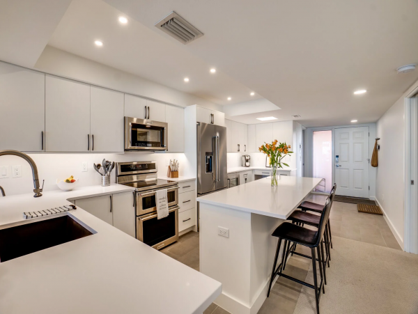 Bradenton Beach Vacation Rental | Gulf Front 2-Bedroom Beachfront Condo