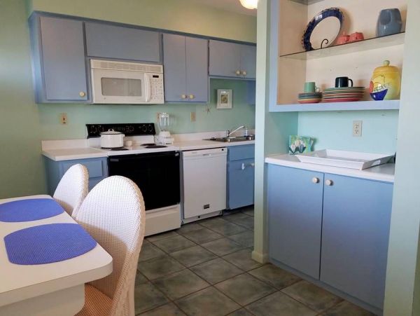Holmes Beach Two Bedroom Condo with a Partial Gulf View
