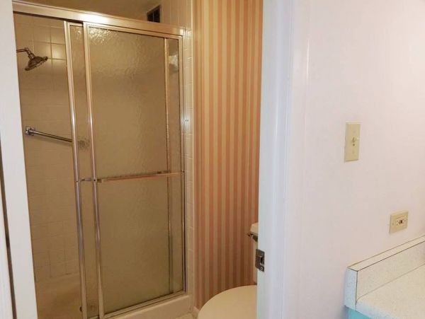 Holmes Beach Two Bedroom Condo with a Partial Gulf View