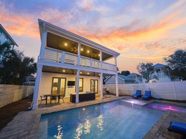 Luxury Beach Cottage a Rare Beach Find in Destin