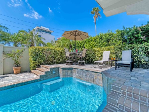 The Most Exclusive of Siesta Key 3 Bedroom Vacation Rental NEW ARRIVAL