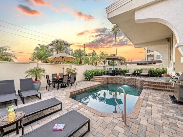 The Most Exclusive of Siesta Key 3 Bedroom Vacation Rental NEW ARRIVAL