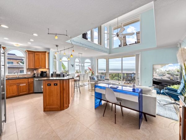 The Most Exclusive of Siesta Key 3 Bedroom Vacation Rental NEW ARRIVAL