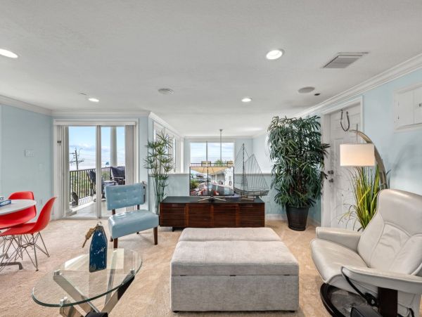 The Most Exclusive of Siesta Key 3 Bedroom Vacation Rental NEW ARRIVAL