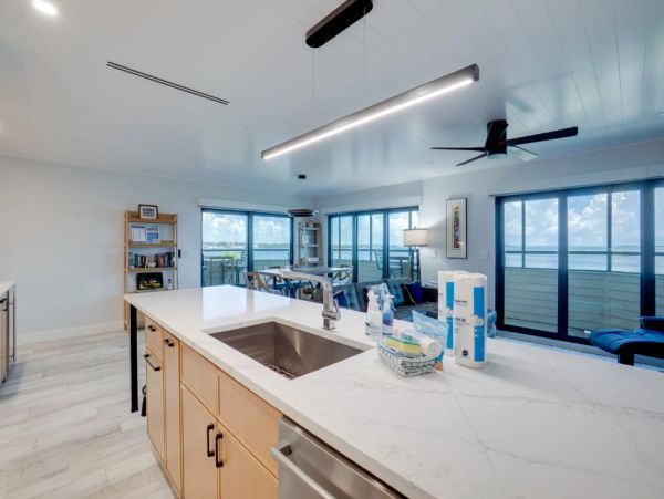 Bradenton Beach Luxury Condo Rental - Renovated 2-Bedroom with Bay Views & Pool