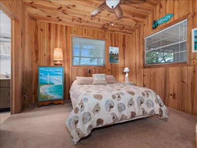 Queen Bedroom