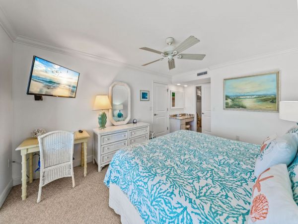 Boca Grande Views of the Water Beach Condo