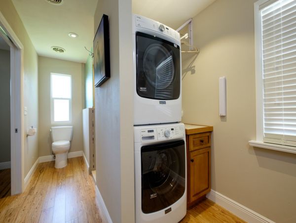 Holmes Beach Duplex Rent one or Both Sides.
