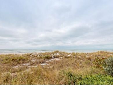 Holmes Beach Vacation Condo Sleeps Four Guests.