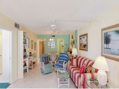 Holmes Beach Vacation Condo Sleeps Four Guests.