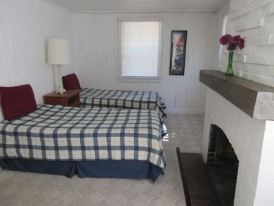 Twin Bedded Room