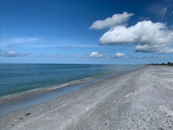 One of Sanibel Island Best Rentals Gulf Front Pool Sleeps 6