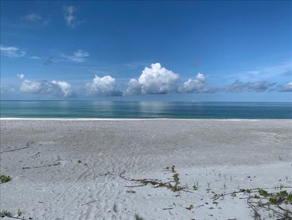 One of Sanibel Island Best Rentals Gulf Front Pool Sleeps 6