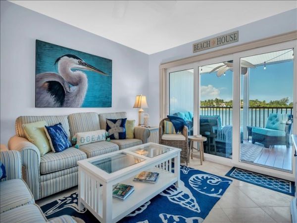 Boca Grande Vacation Accommodation Two Bedrooms Sleeps 8