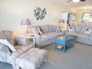 Bay Views Boca Grande Vacation Condo Short Walk to Beach