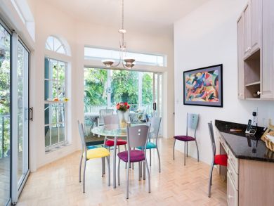 smaller dining nook table chairs