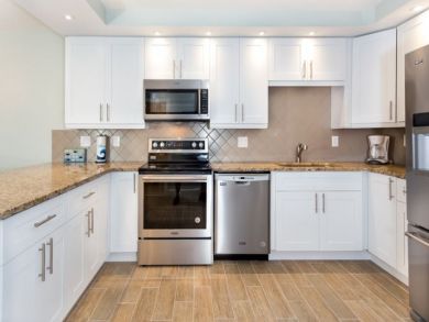 Luxury Sanibel Beachfront Condo Posh with. Designer Interior