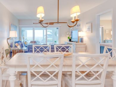 Sanibels Island Top Two Bedroom Beach Vacation Condo By Far!