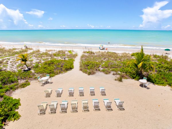 Sanibel Island Luxury Rental at the Beach- Stroll to Beach