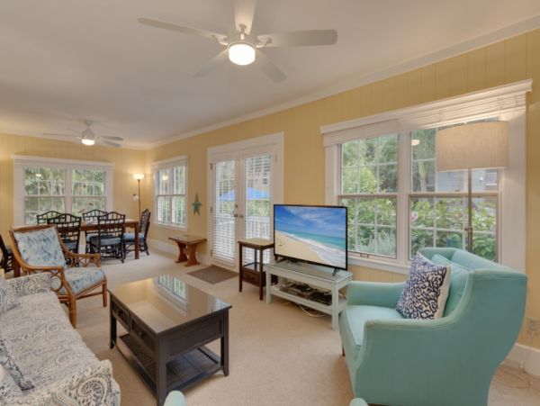 Sanibel Island Luxury Rental at the Beach- Stroll to Beach