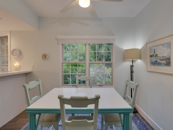 Sanibel Island Luxury Rental at the Beach- Stroll to Beach