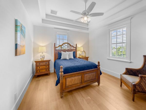 Colonial 3 Bedroom Rent House on Captiva Luxury Rental