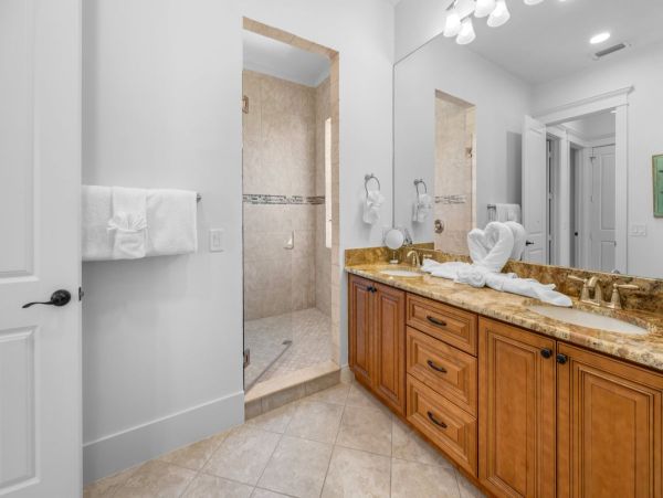 Colonial 3 Bedroom Rent House on Captiva Luxury Rental