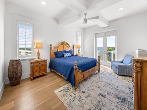 Colonial 3 Bedroom Rent House on Captiva Luxury Rental