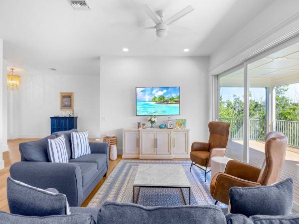 Colonial 3 Bedroom Rent House on Captiva Luxury Rental