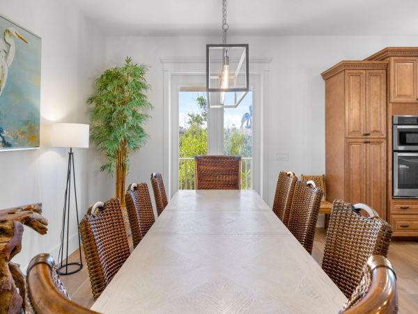 Colonial 3 Bedroom Rent House on Captiva Luxury Rental