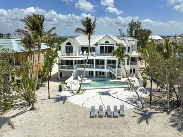 Captiva Island Beachfront Vacation Rental - Luxury 10-Bedroom Home with Pool
