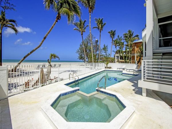 Captiva Island Beachfront Vacation Rental - Luxury 10-Bedroom Home with Pool