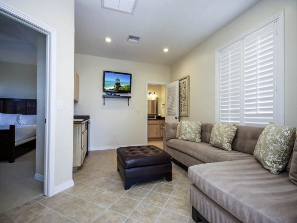 Captiva Island Beachfront Vacation Rental - Luxury 10-Bedroom Home with Pool