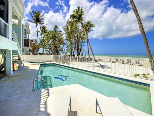Captiva Island Beachfront Vacation Rental - Luxury 10-Bedroom Home with Pool