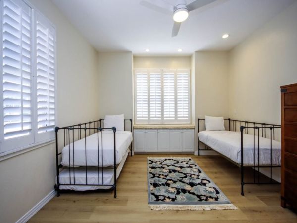 Captiva Island Beachfront Vacation Rental - Luxury 10-Bedroom Home with Pool