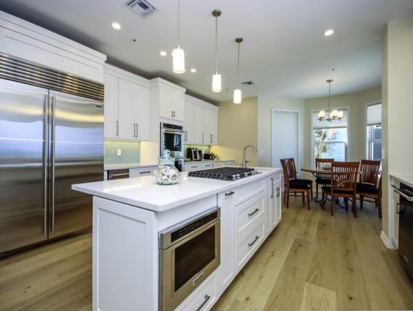 Captiva Island Beachfront Vacation Rental - Luxury 10-Bedroom Home with Pool