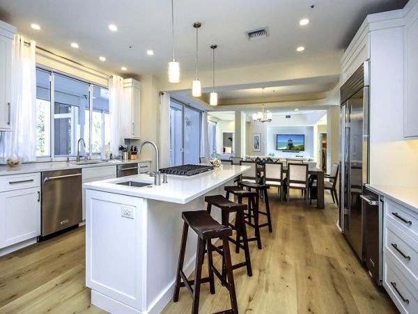 Captiva Island Beachfront Vacation Rental - Luxury 10-Bedroom Home with Pool