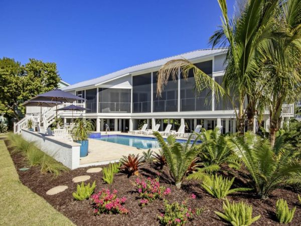 Luxurious Gulf View Luxury Estate in Captiva Island