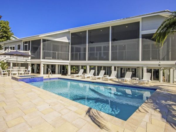 Luxurious Gulf View Luxury Estate in Captiva Island