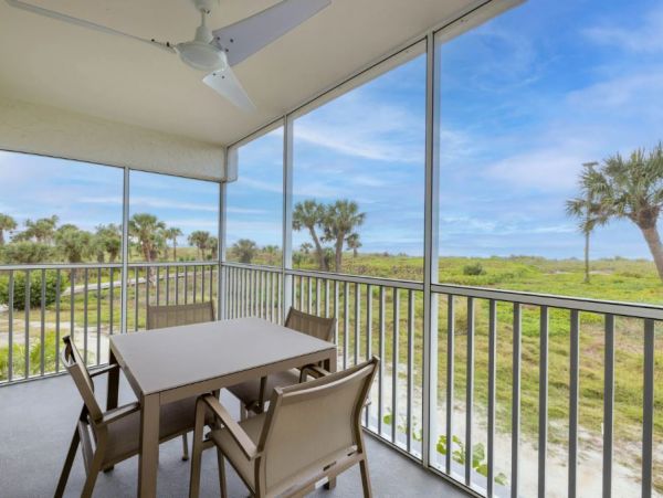 Beachfront Captiva Island Vacation Rental with Gulf Views