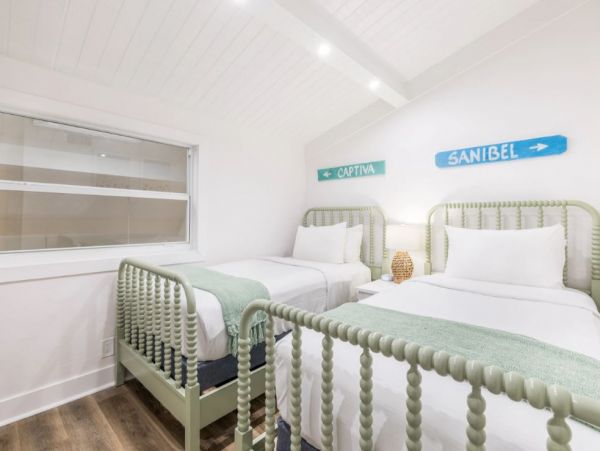 Beachfront Captiva Island Vacation Rental with Gulf Views