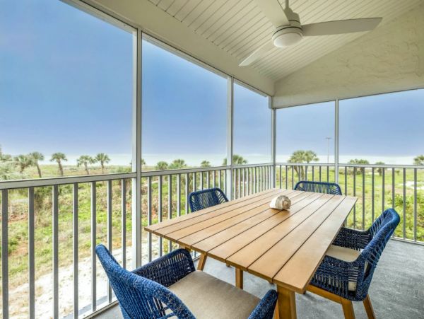 Beachfront Captiva Island Vacation Rental with Gulf Views