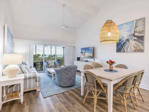 Beachfront Captiva Island Vacation Rental with Gulf Views
